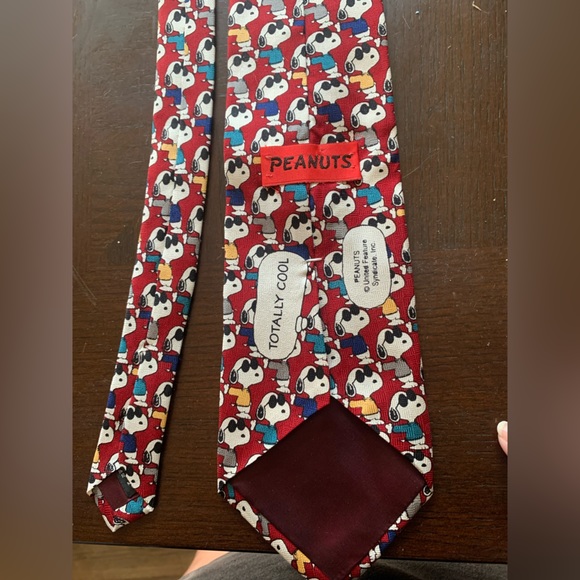 Vintage snoopy peanuts red tie - Picture 3 of 3
